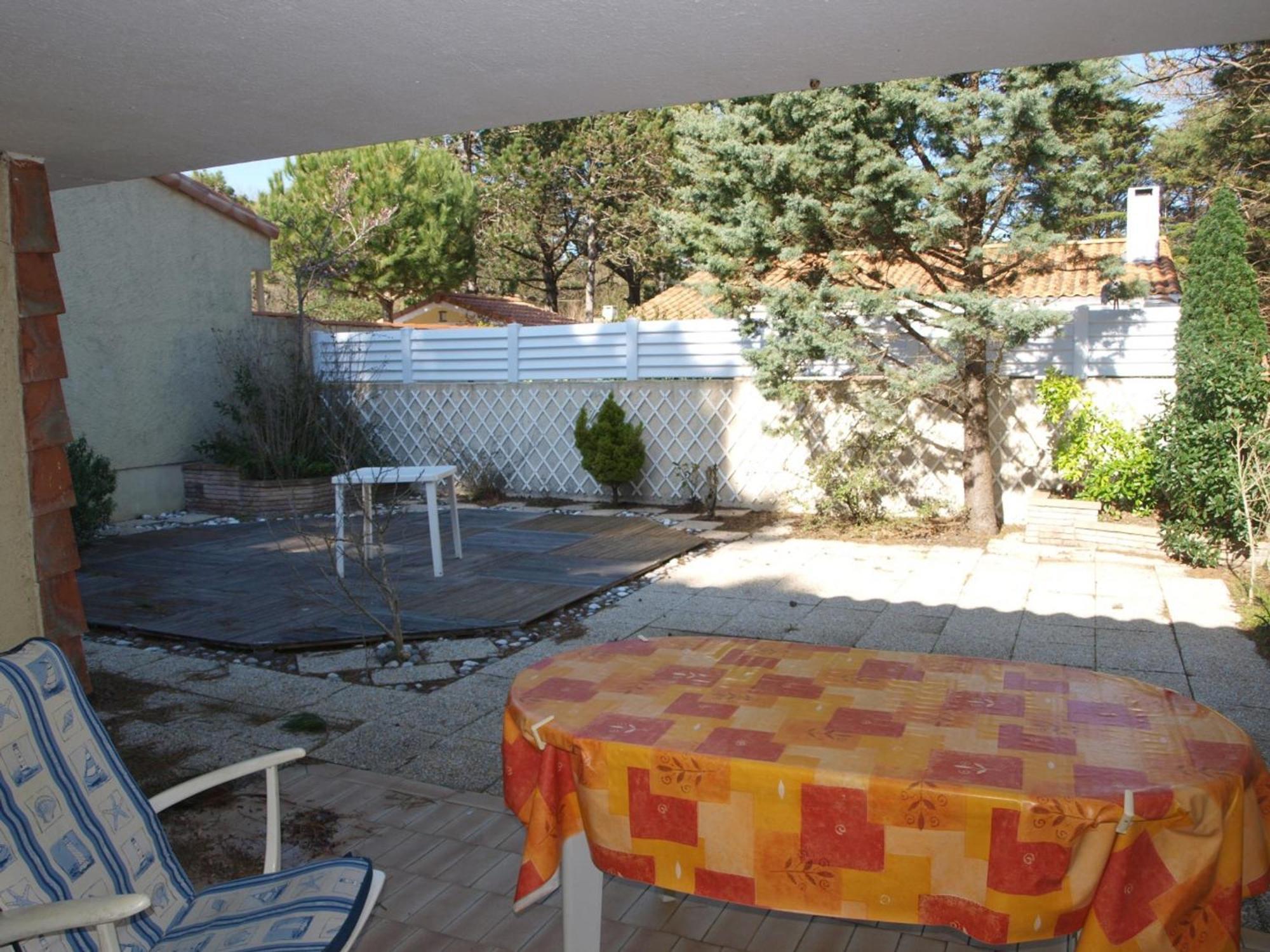 Charmant Pavillon A Saint-Jean-De-Monts: 2 Chambres, Proche Plage, Foret Et Commerces, Jardin Clos - Fr-1-323-259 Екстер'єр фото